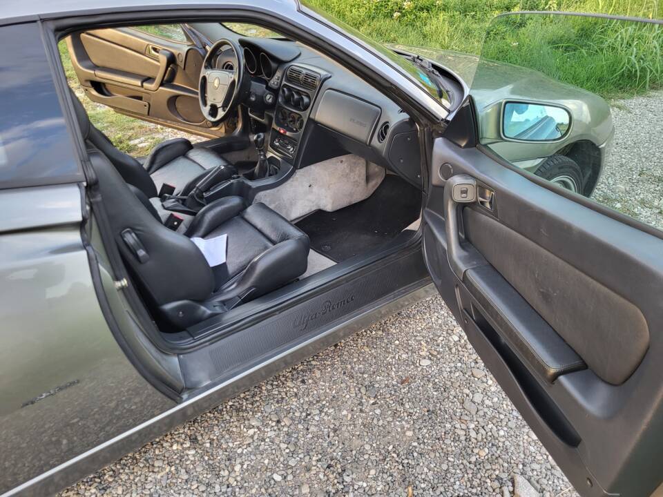 Bild 19/52 von Alfa Romeo GTV 2.0 V6 Turbo (1995)