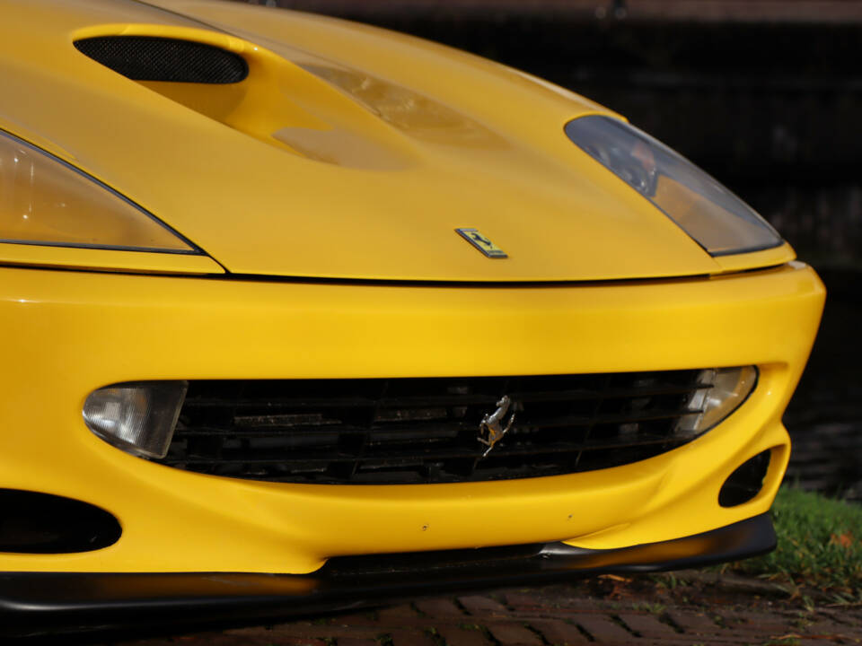 Image 26/50 of Ferrari 550 Maranello (1999)