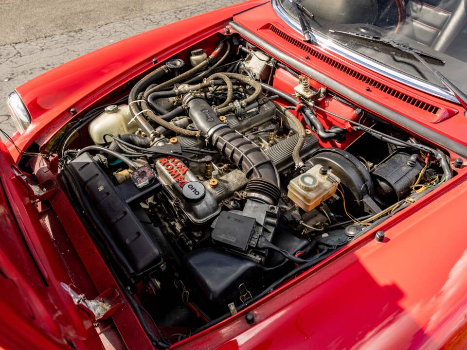 Afbeelding 23/50 van Alfa Romeo 2.0 Spider (1989)