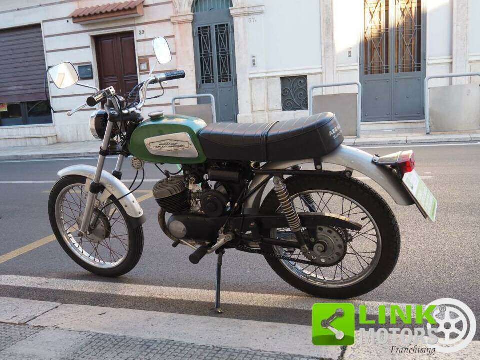 Image 2/10 of Aermacchi Harley-Davidson DUMMY (1974)
