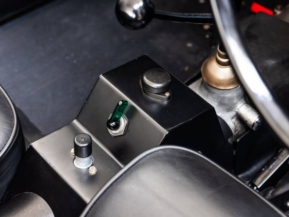 Bild 22/34 von Racing Green Alvis 3 Litre Special (1950)
