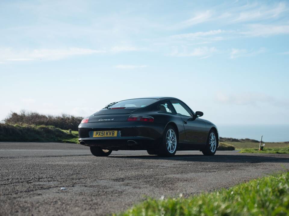 Imagen 35/50 de Porsche 911 Carrera 4 (2001)