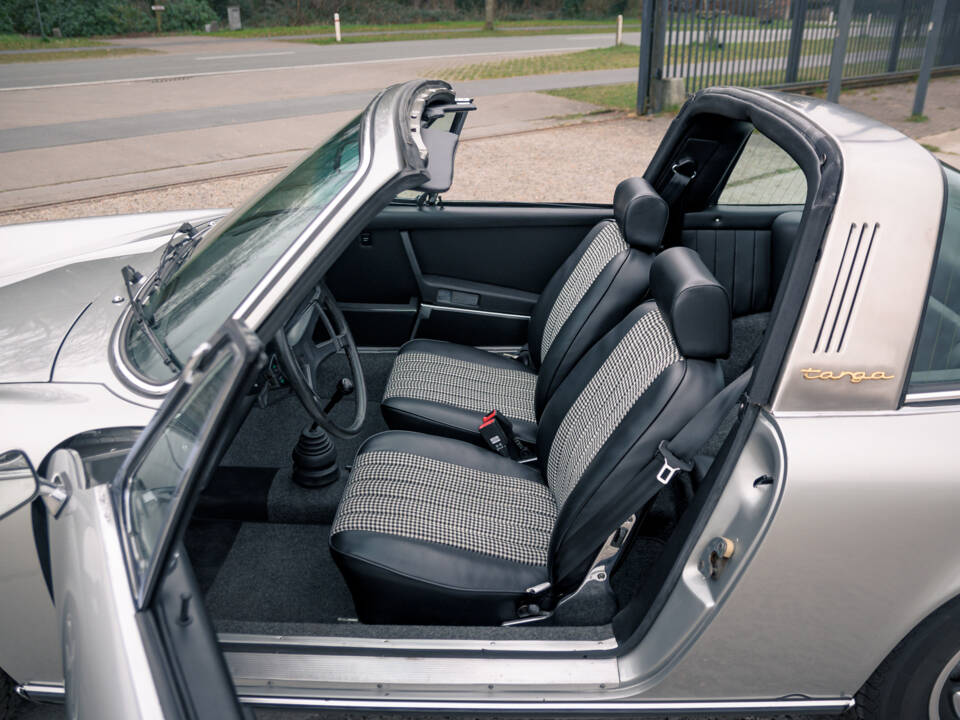 Bild 18/34 von Porsche 911 2.4 T (1972)