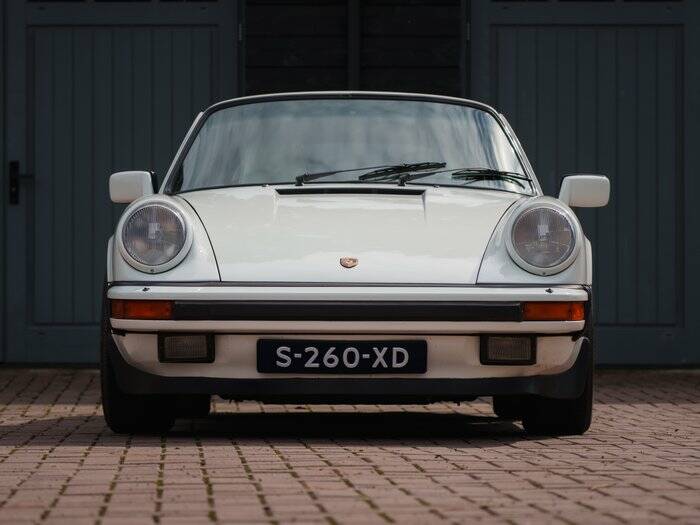 Immagine 5/7 di Porsche 911 Carrera 3.2 (1985)