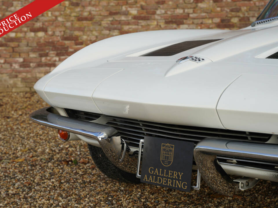 Image 23/50 of Chevrolet Corvette Sting Ray Convertible (1963)