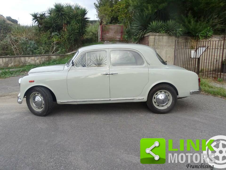 Immagine 4/10 di Lancia Appia C10 (1957)