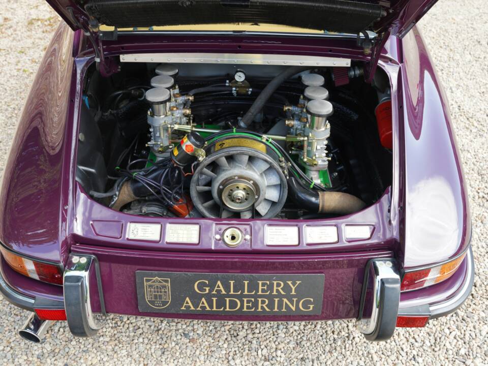 Image 24/50 of Porsche 911 2.4 T "Oilflap" (1972)