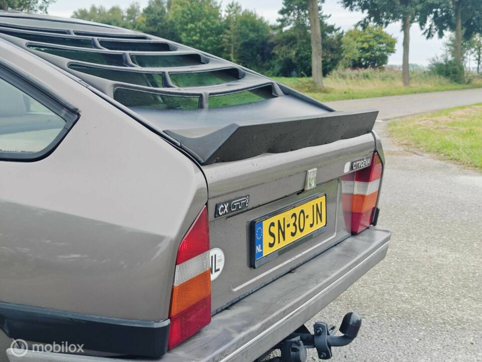 Image 12/45 de Citroën CX 2000 Pallas (1987)
