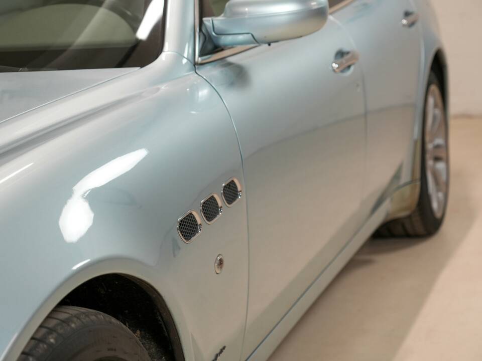 Bild 27/38 von Maserati Quattroporte 4.2 (2005)