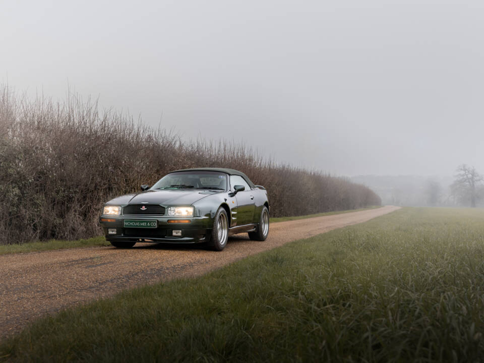 Bild 8/100 von Aston Martin Virage Volante (1992)