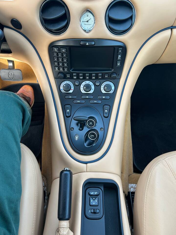 Bild 15/33 von Maserati 4200 Cambiocorsa (2003)