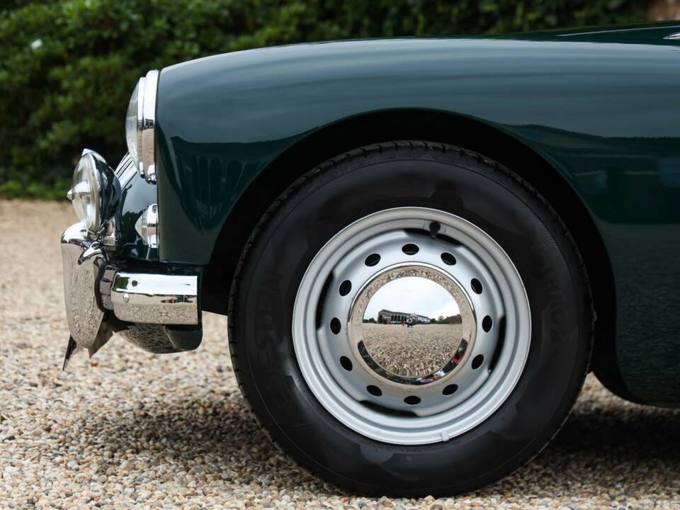 Image 15/50 de MG MGA 1500 (1958)