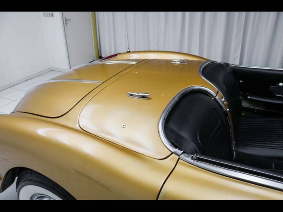 Image 66/100 of Chevrolet Corvette (1958)