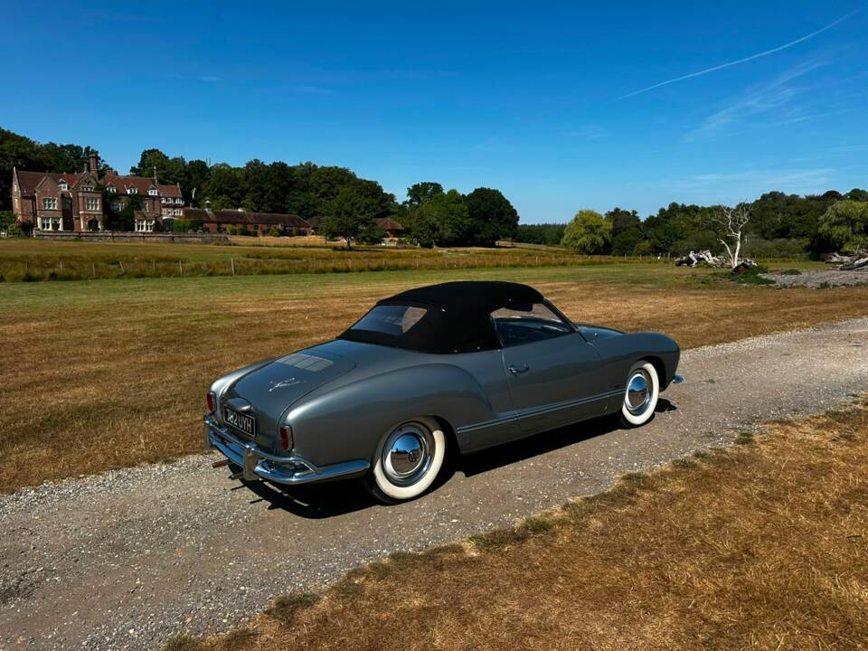 Image 14/48 of Volkswagen Karmann Ghia 1200 (1958)