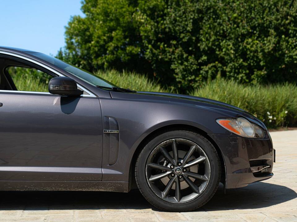 Immagine 22/50 di Jaguar XF 3.0 D-S (2008)