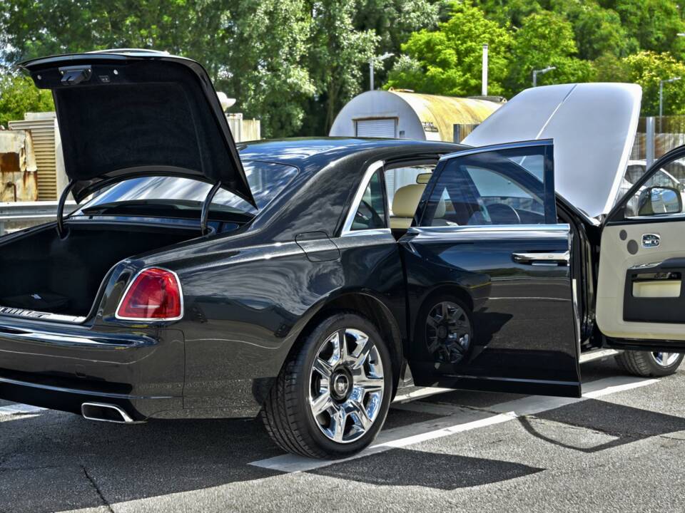 Immagine 19/50 di Rolls-Royce Ghost (2010)