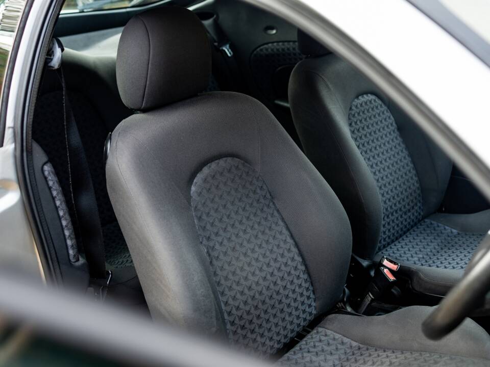 Image 42/50 of Ford Puma 1.7i 16v (2001)