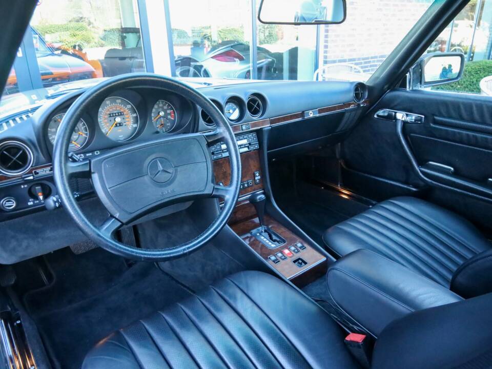 Bild 40/50 von Mercedes-Benz 560 SL (1987)
