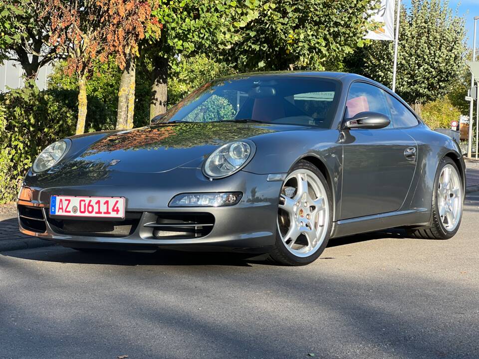 Image 19/53 of Porsche 911 Carrera (2008)