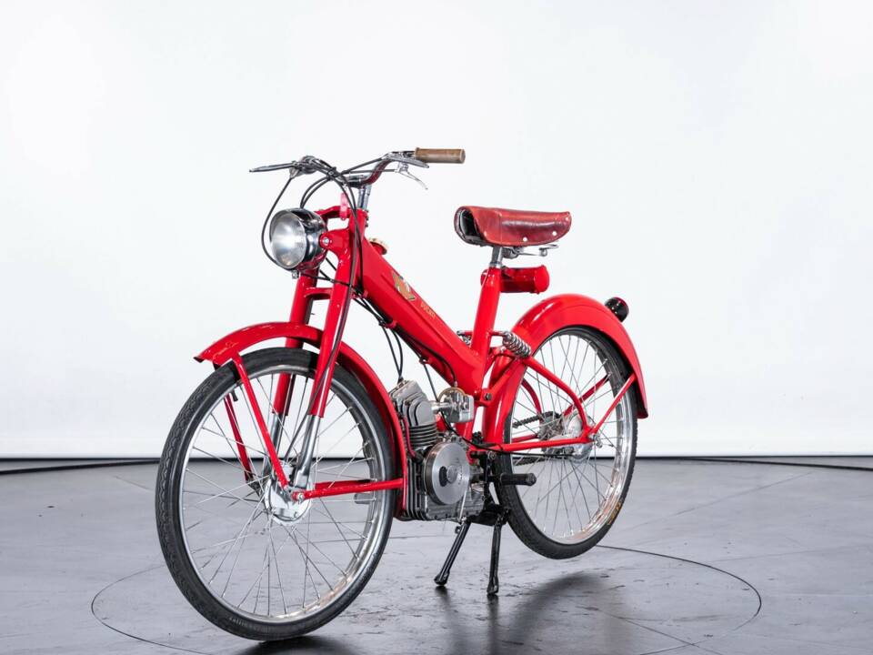 Image 7/44 of Ducati DUMMY (1952)