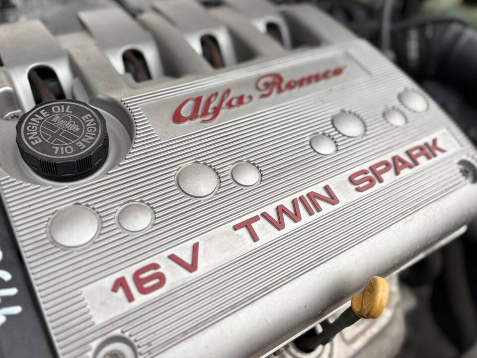 Image 10/26 of Alfa Romeo GTV 1.8 Twin Spark (1999)