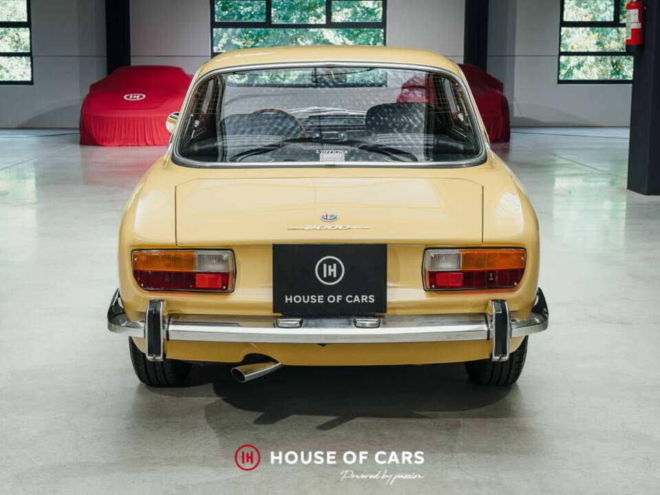 Bild 8/25 von Alfa Romeo 2000 GTV (1972)