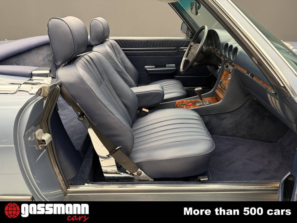 Bild 14/15 von Mercedes-Benz 560 SL (1988)