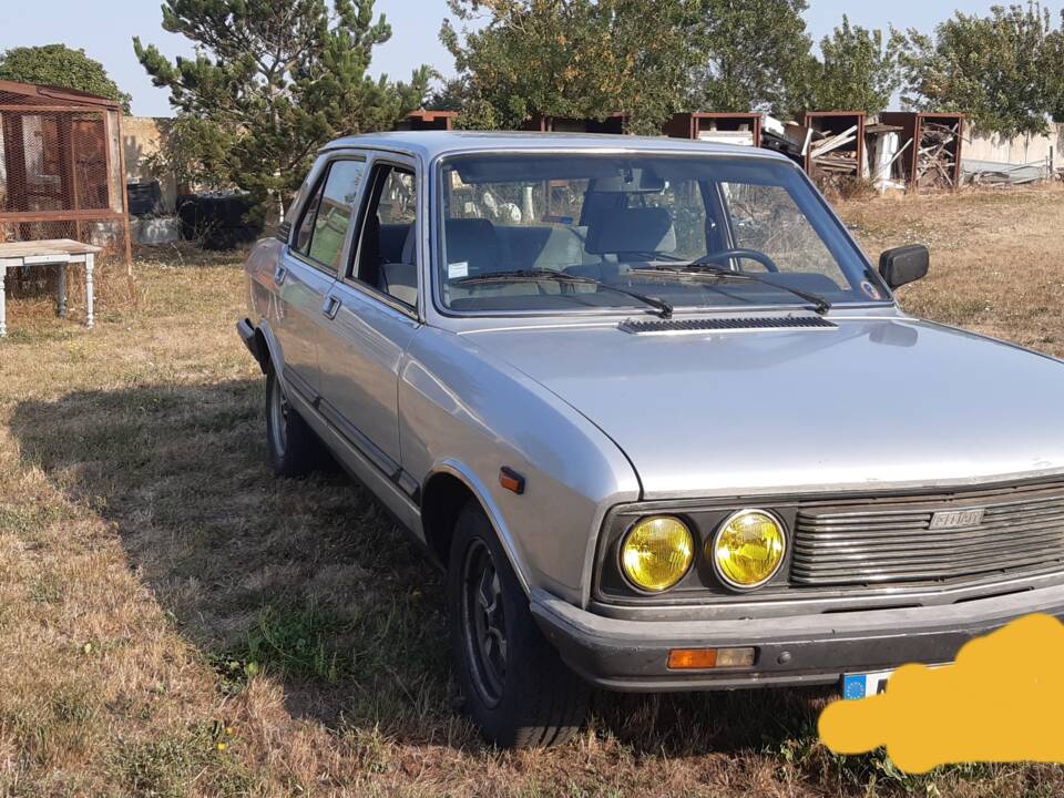 Immagine 1/4 di FIAT 132 (1978)
