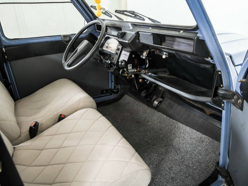 Image 12/50 of Citroën 2 CV 6 (1987)