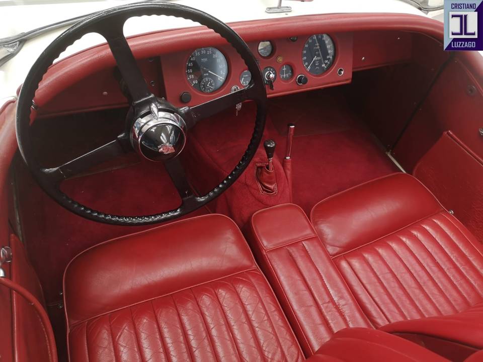 Bild 15/25 von Jaguar XK 120 OTS (1951)