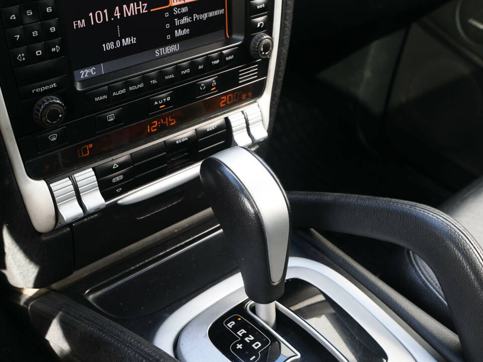 Bild 37/41 von Porsche Cayenne GTS (2007)