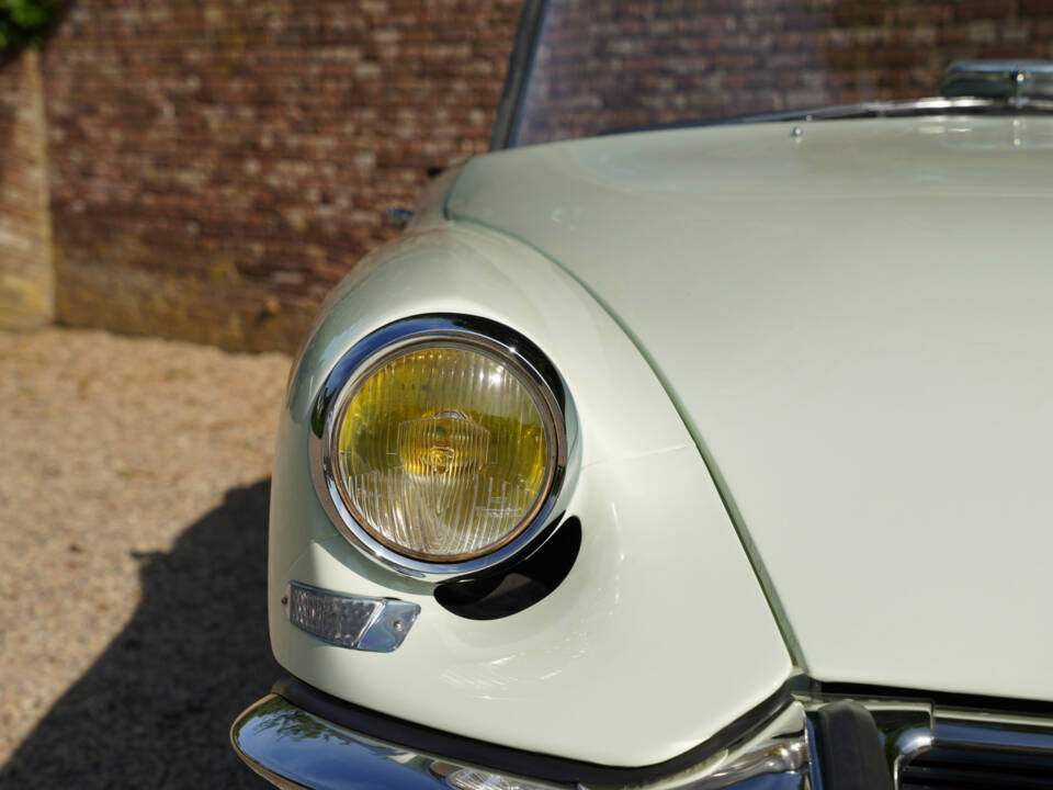 Imagen 8/50 de Citroën ID 19 Usine (1963)