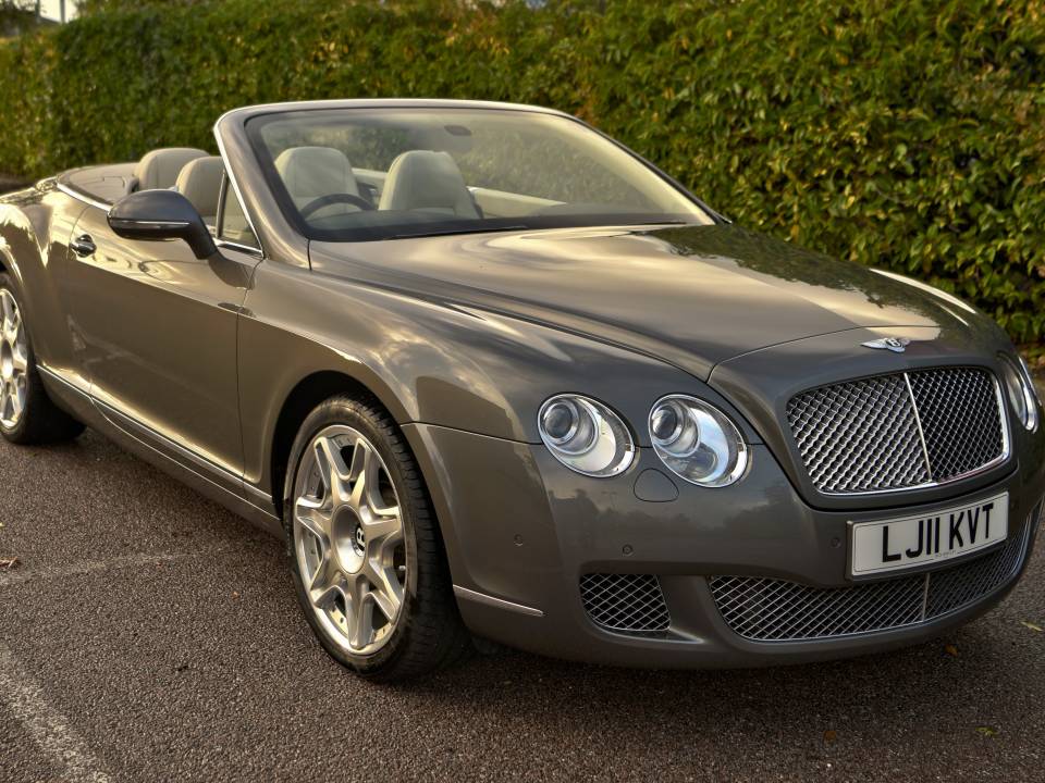 Imagen 1/44 de Bentley Continental GTC (2011)