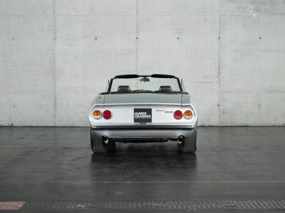 Imagen 20/50 de FIAT Dino 2400 Spider (1971)