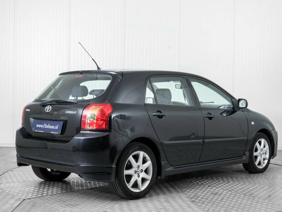 Bild 2/30 von Toyota Corolla 1.6 VVT-i (2005)