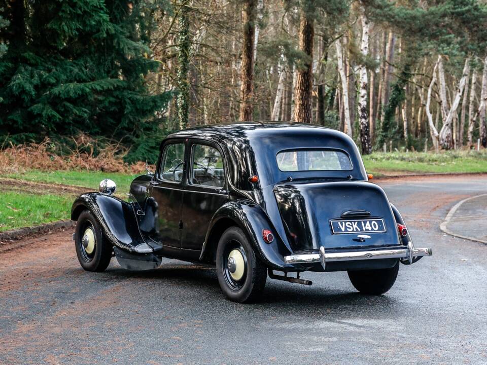 Immagine 19/37 di Citroën Traction Avant 11 BL (1955)