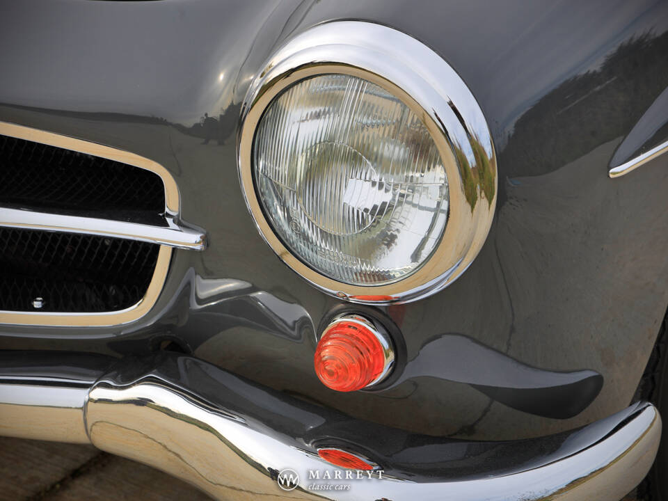 Image 15/59 of Mercedes-Benz 190 SL (1958)