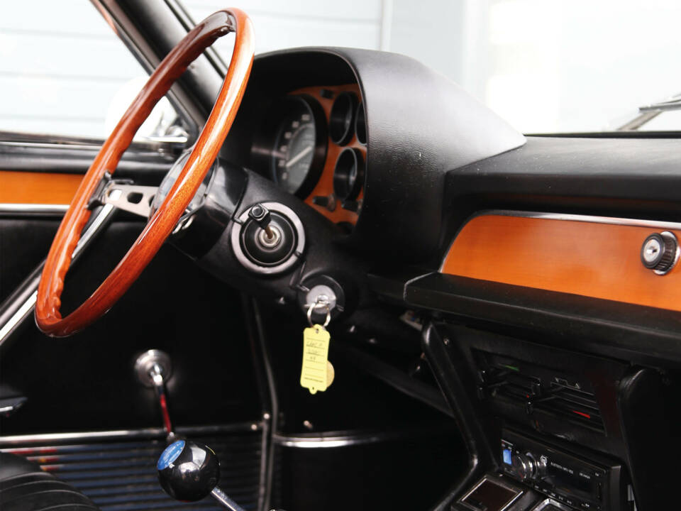 Bild 33/37 von Lancia 2000 Coupe HF (1972)