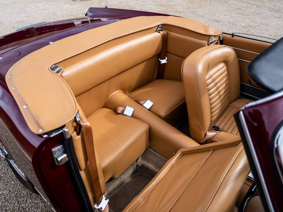 Image 24/51 of Maserati 3500 GTI Spyder Vignale (1963)