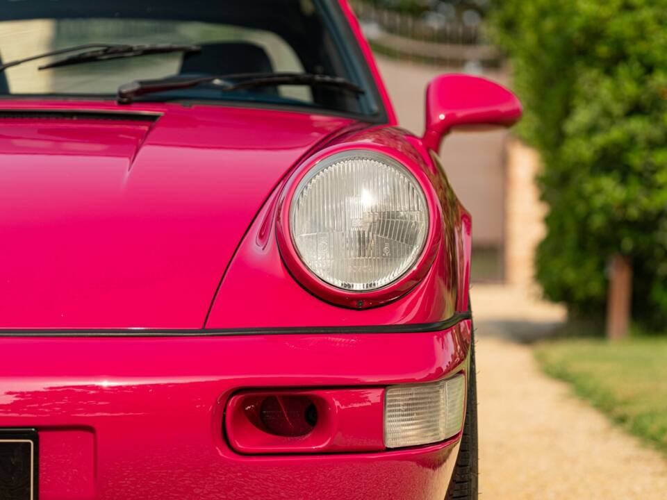 Obraz 48/50 pojazdu Porsche 911 Carrera 2 (1991)