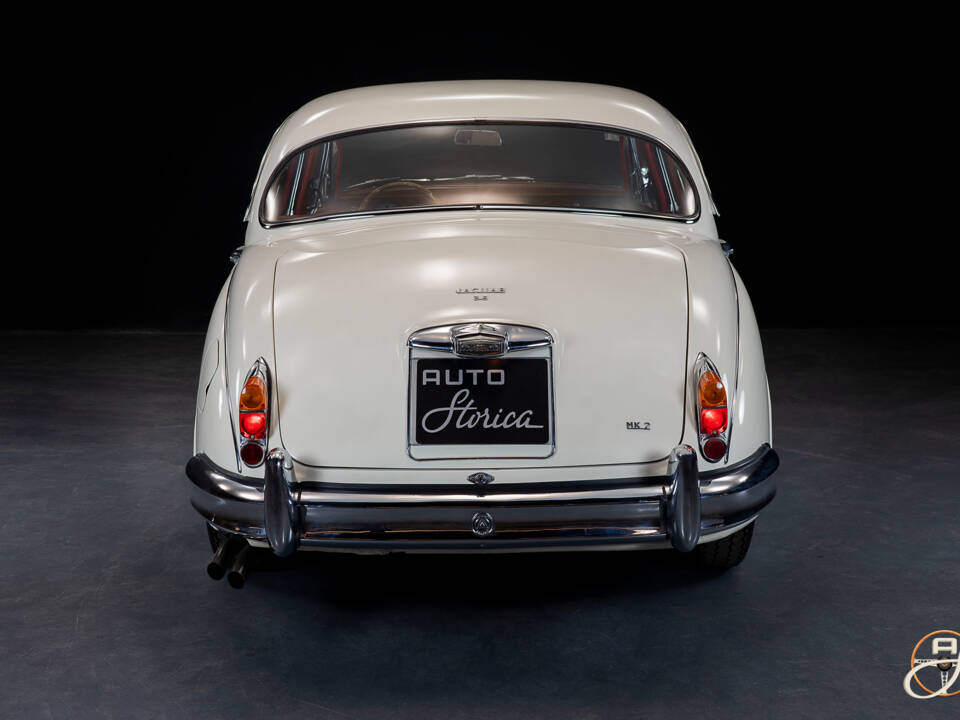 Image 4/21 de Jaguar Mk II 3.8 (1961)