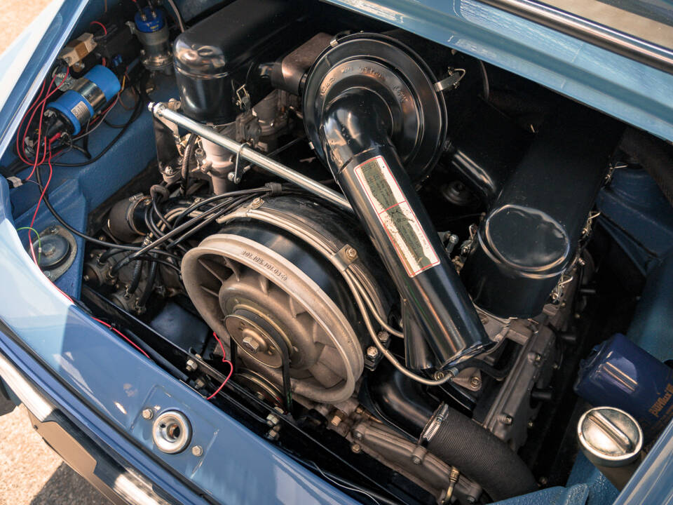 Image 42/49 of Porsche 911 2.0 (1964)