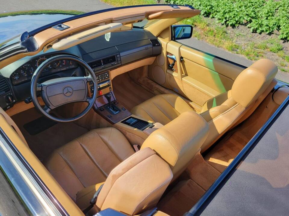 Image 2/8 de Mercedes-Benz 500 SL (1991)