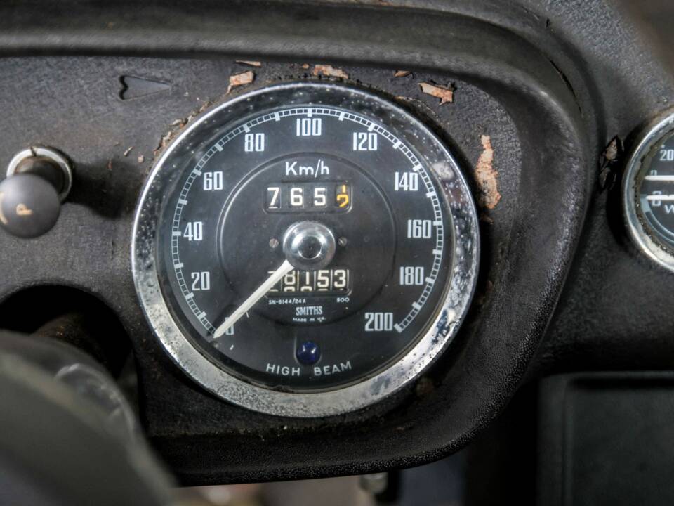 Afbeelding 12/50 van MG MGB GT (1972)