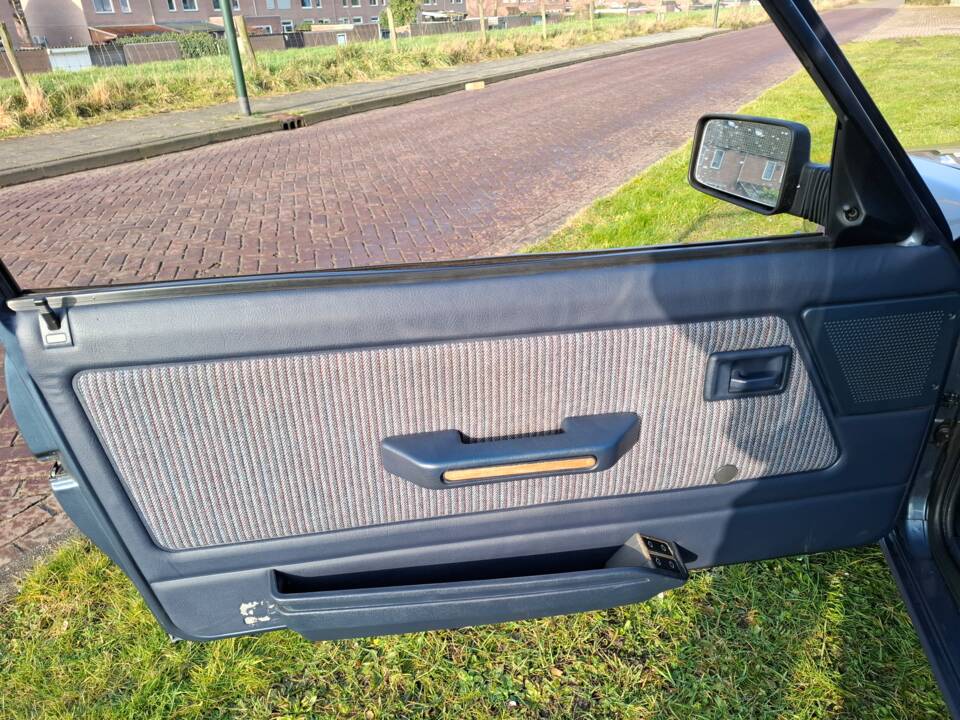Image 26/27 de Peugeot 309 (1990)
