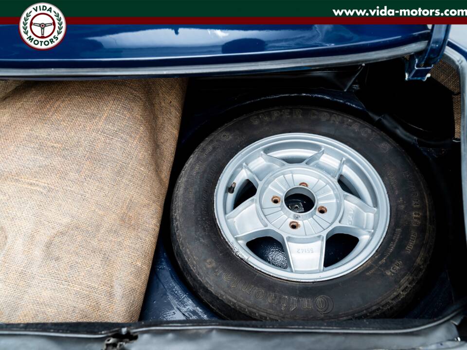 Image 14/15 of Alfa Romeo 2000 GT Veloce (1974)