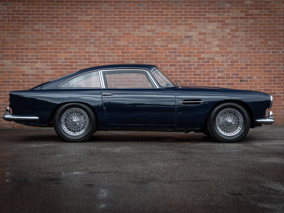 Image 5/72 de Aston Martin DB 4 (1962)