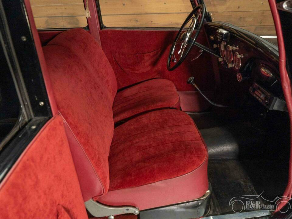 Image 12/19 of Mercedes-Benz 170 Va (1952)