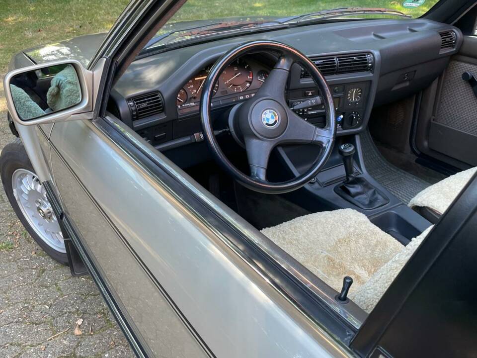 Imagen 4/5 de BMW 325e Baur TC (1986)