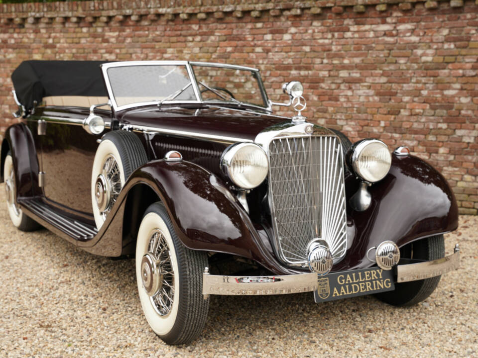 Immagine 41/50 di Mercedes-Benz 320 Cabriolet B (1939)